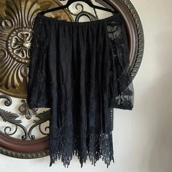 HALO Women’s Black Lace Fringe Sheer Floral Lined Boho 3/4 Sleeve Top Medium - Picture 4 of 16
